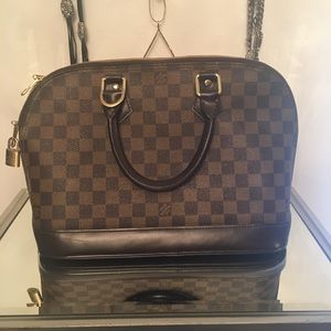 Designer inspired handbag